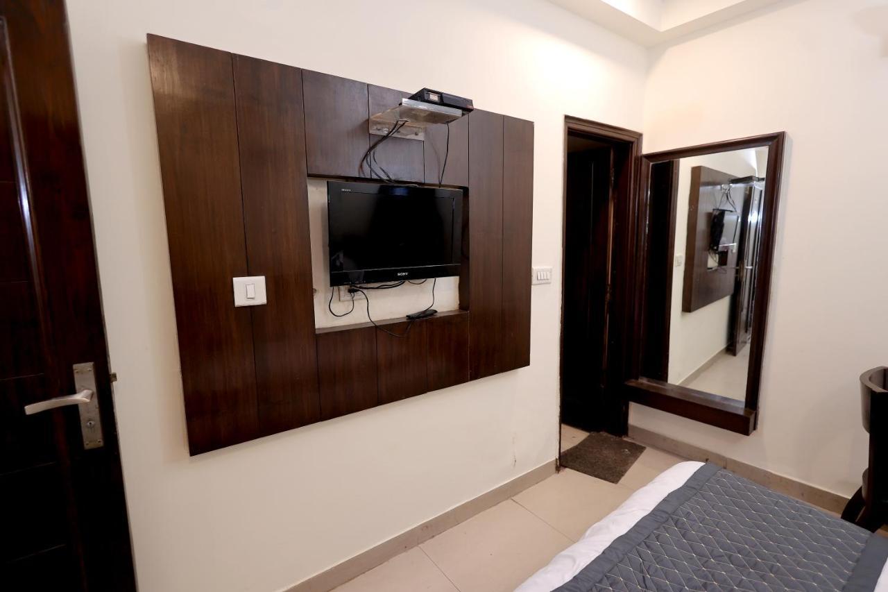 Hotel Gaylord International - New Delhi Eksteriør billede