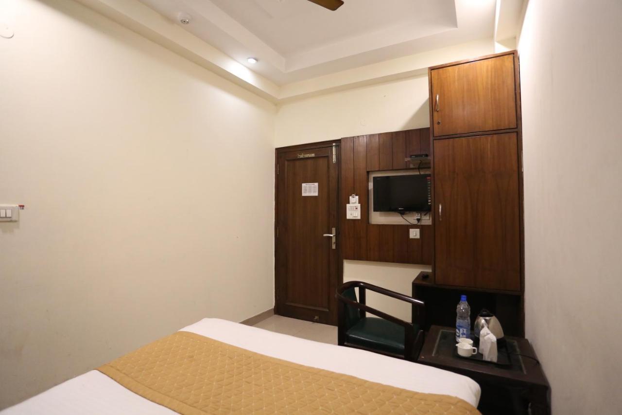Hotel Gaylord International - New Delhi Eksteriør billede